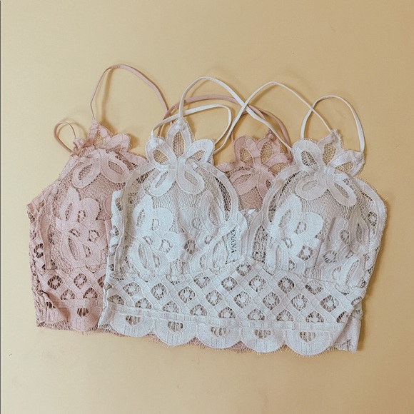 CALLIE LACE BRALETTE (BONE COLOR) - Picture 2 of 7